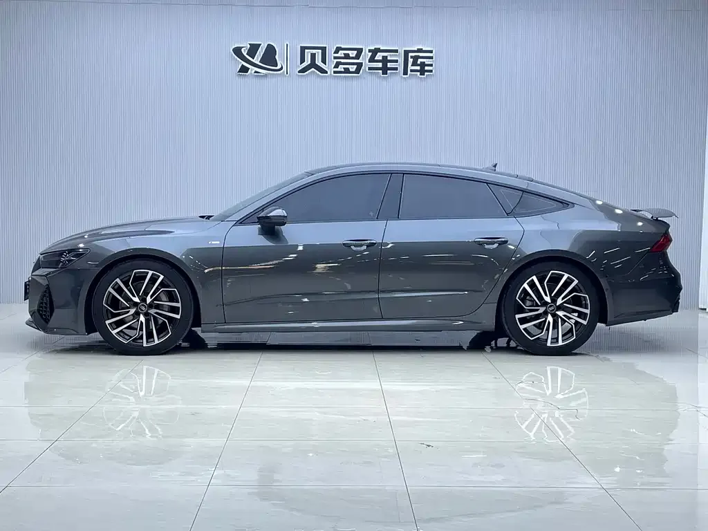 Audi A7 — фото 10