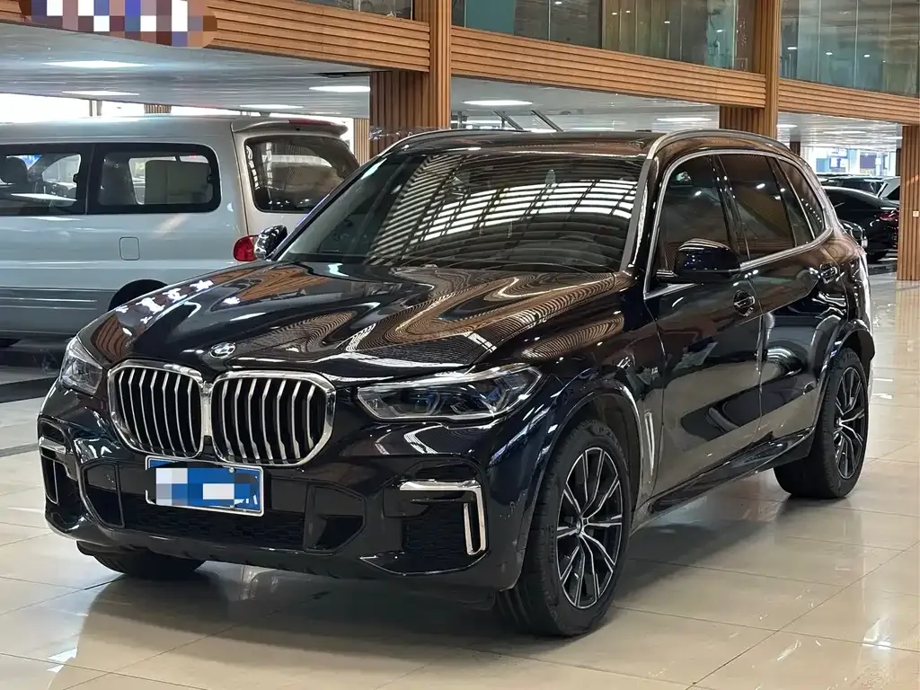 BMW X5 — фото 1