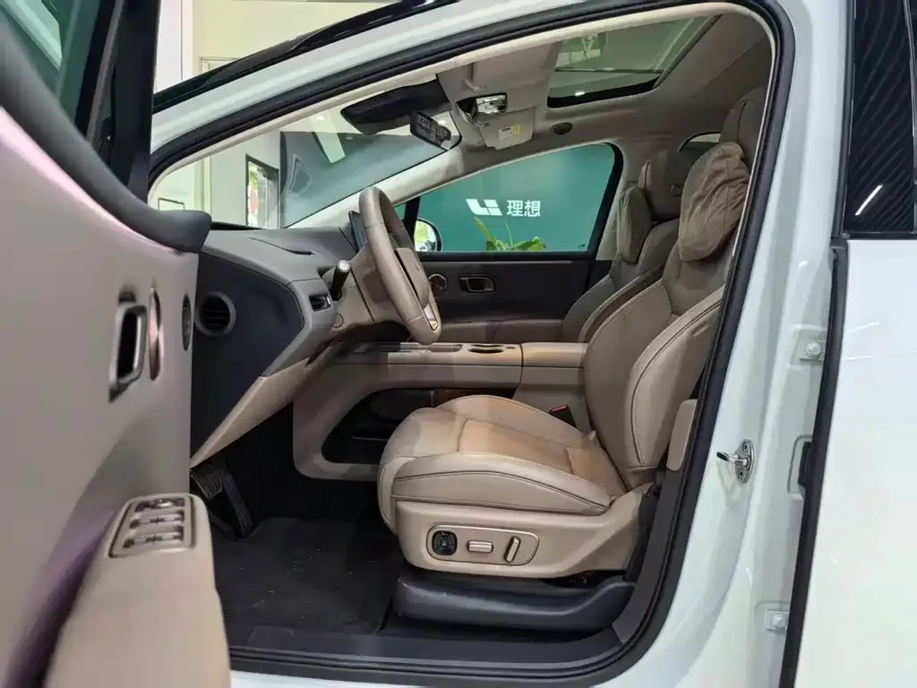 Li Auto i8 2025 из CN, фото 6
