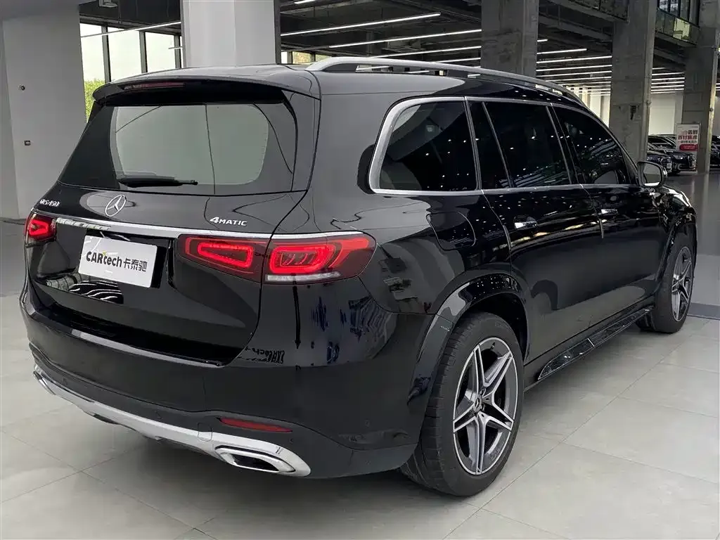 Mercedes-Benz GLS — фото 10