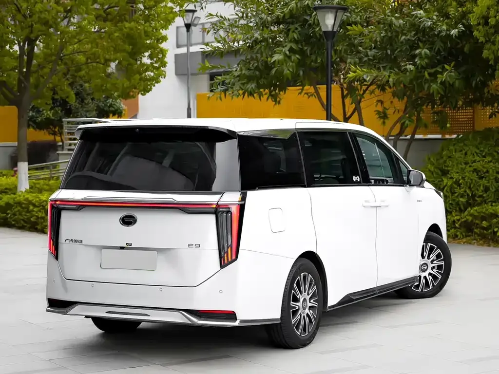 GAC Motor Trumpchi E9 — фото 8