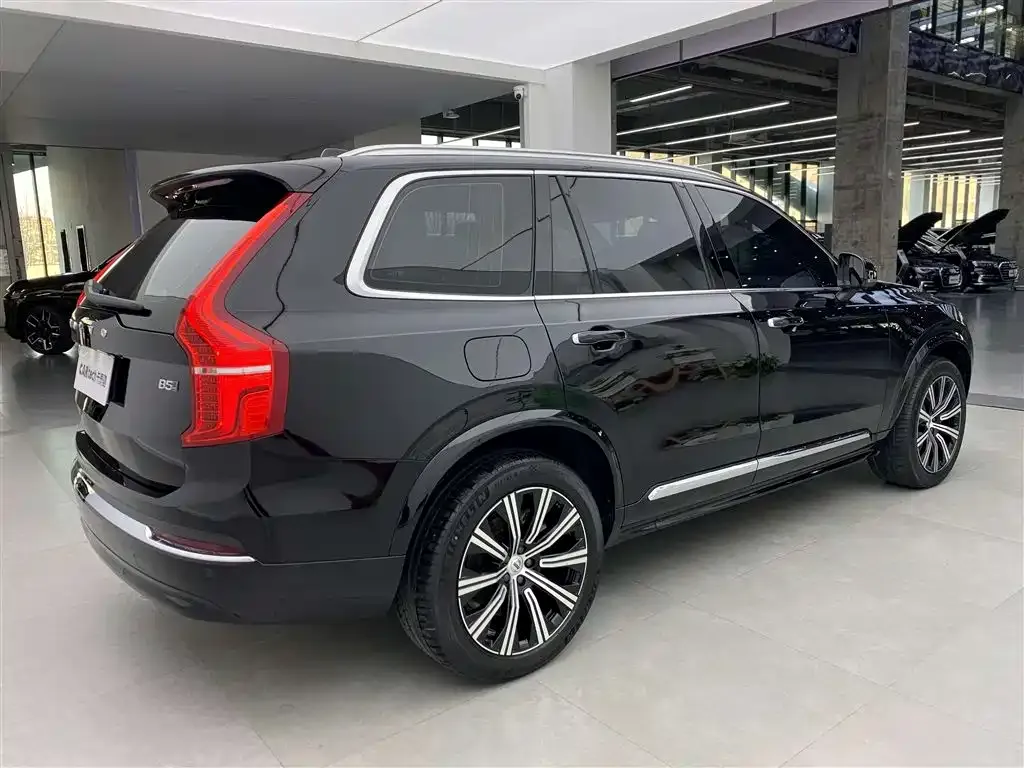 Volvo XC90 — фото 5