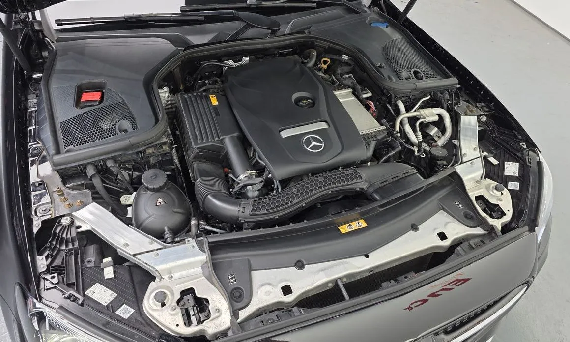 Mercedes-Benz E-Class 2023 из KR, фото 4