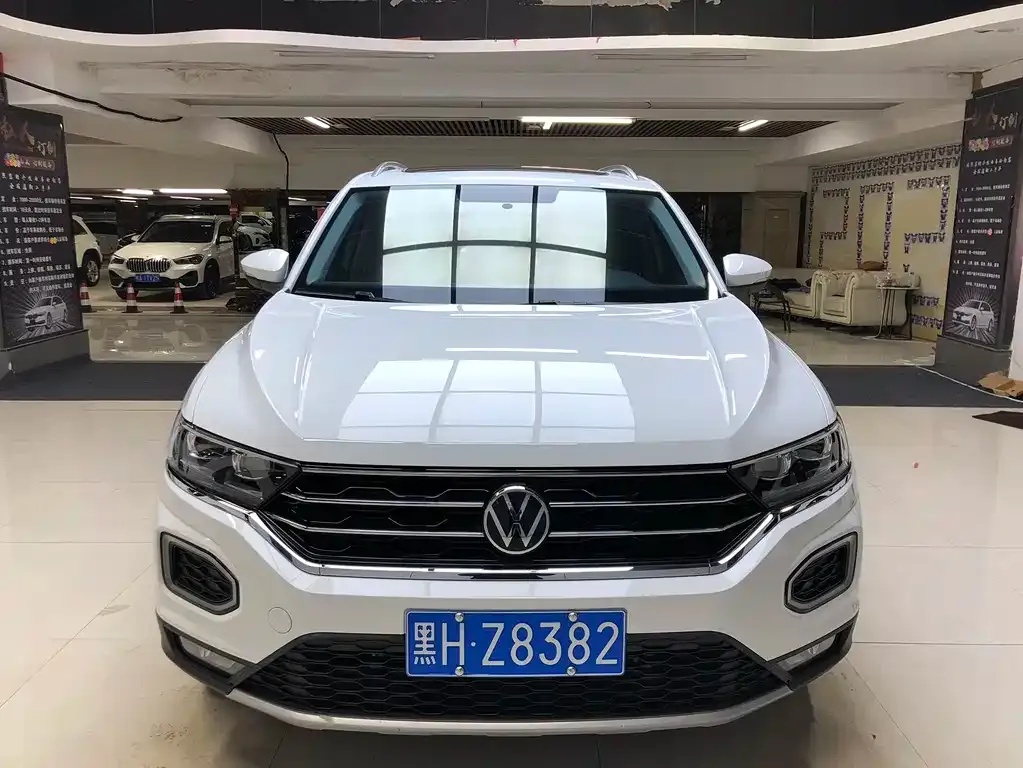 Volkswagen T-Roc — фото 3