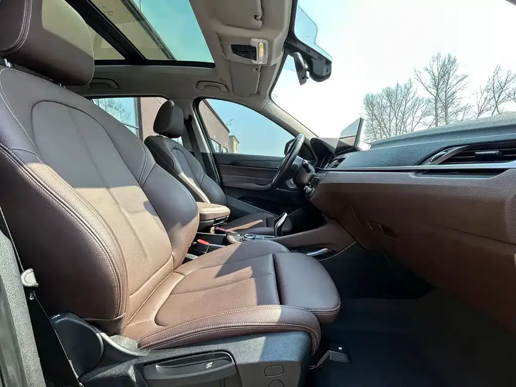 BMW X1 2022 из CN, фото 4
