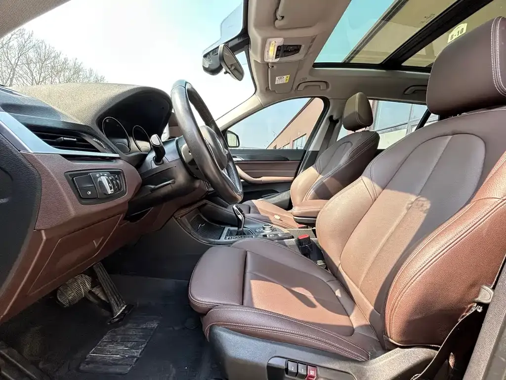 BMW X1 2022 из CN, фото 2