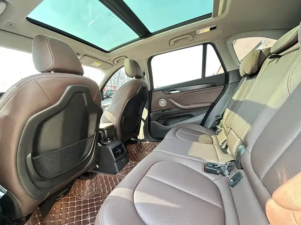 BMW X1 2022 из CN, фото 6