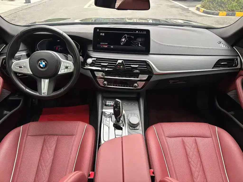 BMW 5 Series — фото 4