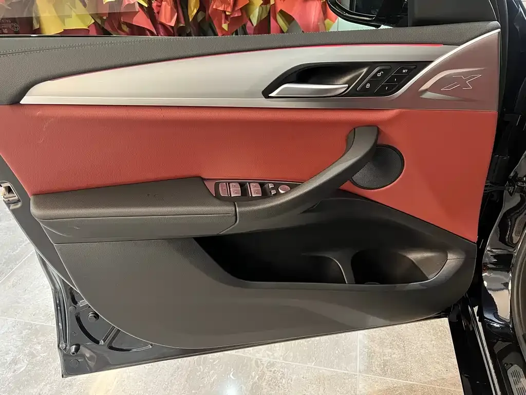BMW X4 2024 из CN, фото 3