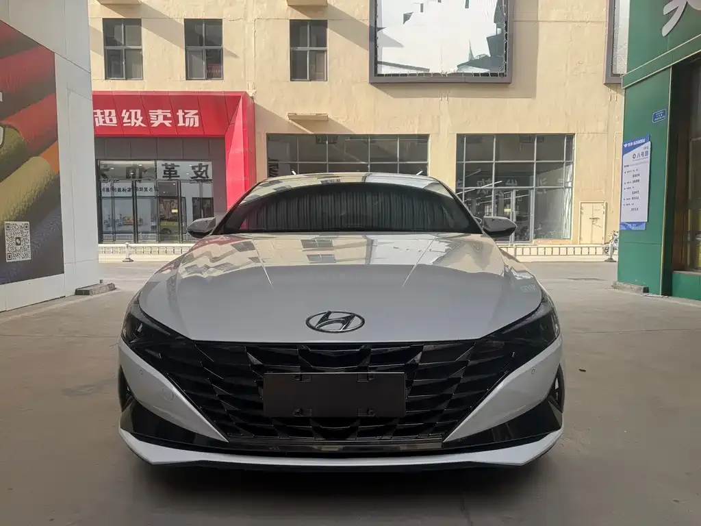 Hyundai Elantra 2022 из CN, фото 5