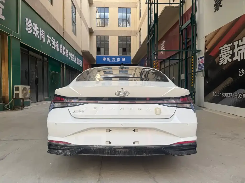 Hyundai Elantra 2022 из CN, фото 3