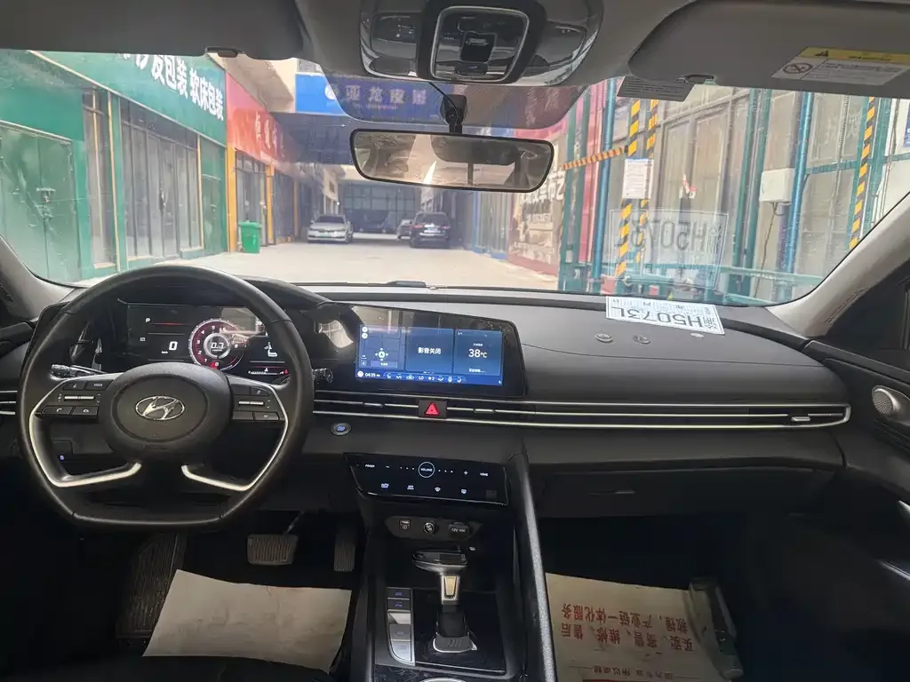 Hyundai Elantra 2022 из CN, фото 9