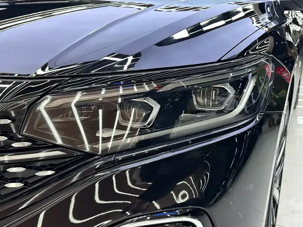 Volkswagen Passat — фото 4