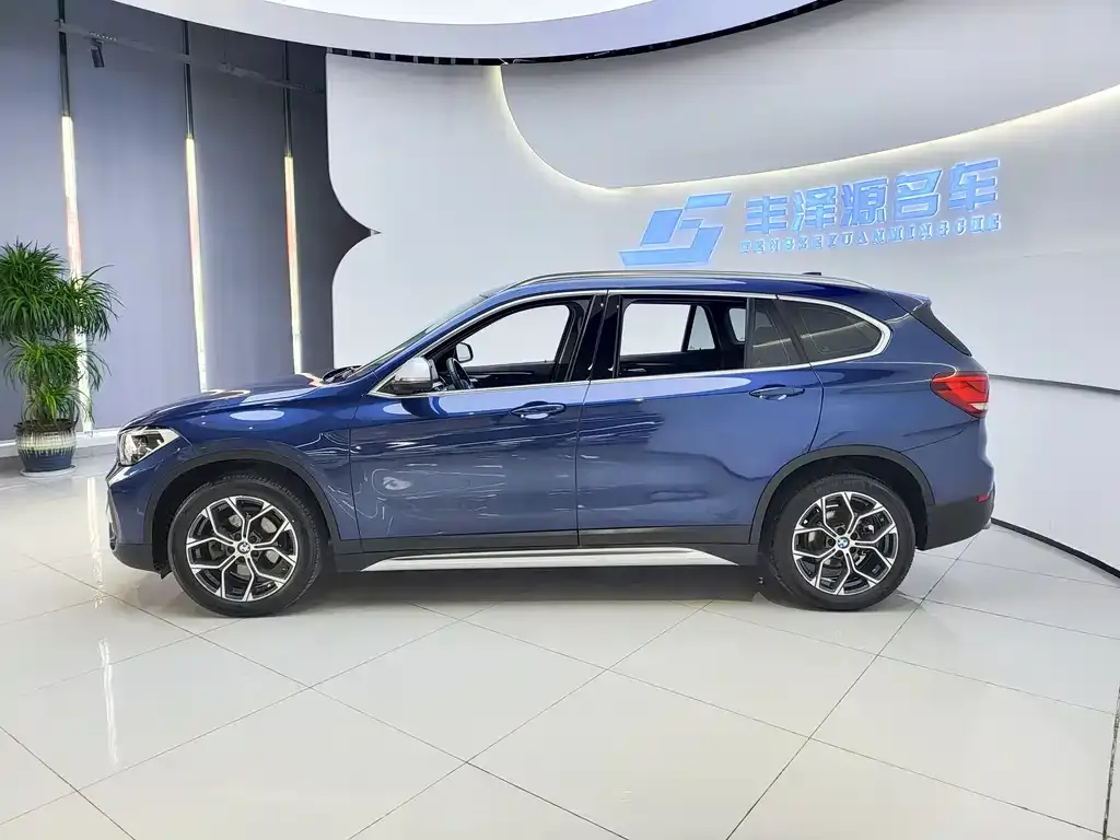 BMW X1 2021 из CN, фото 4
