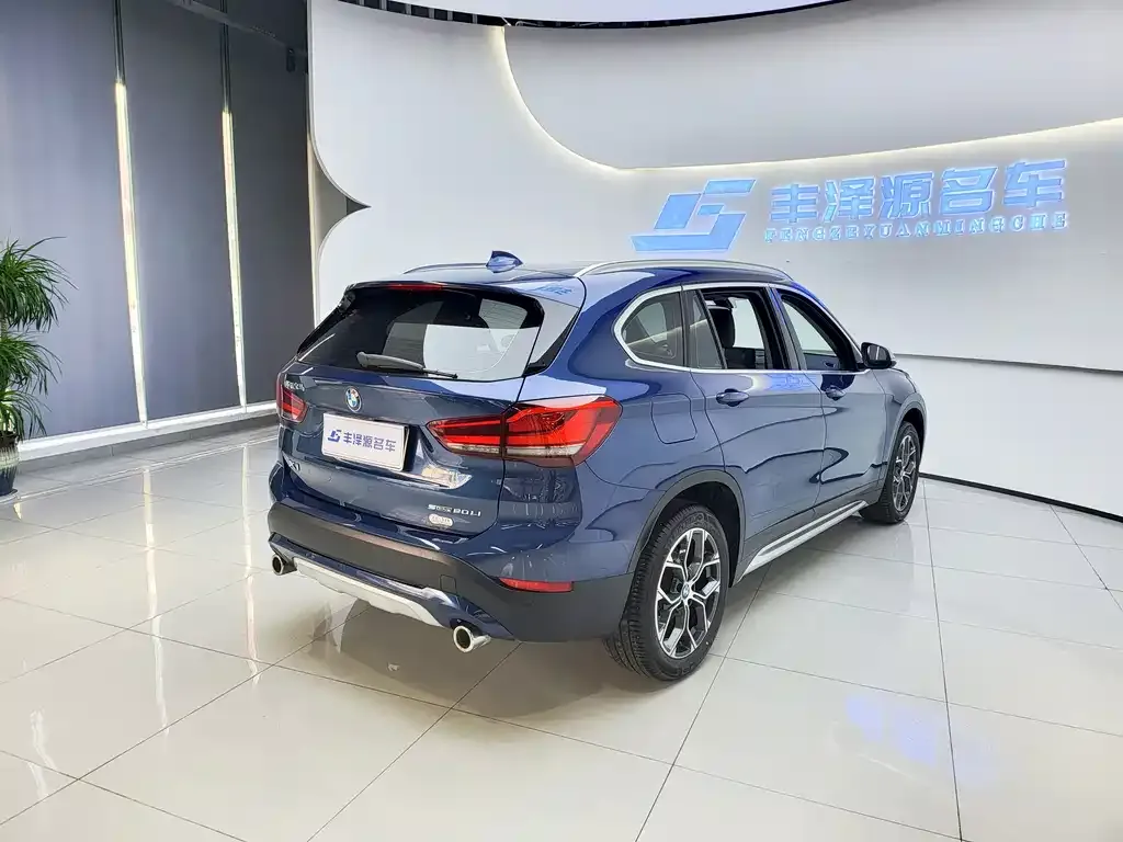 BMW X1 2021 из CN, фото 9