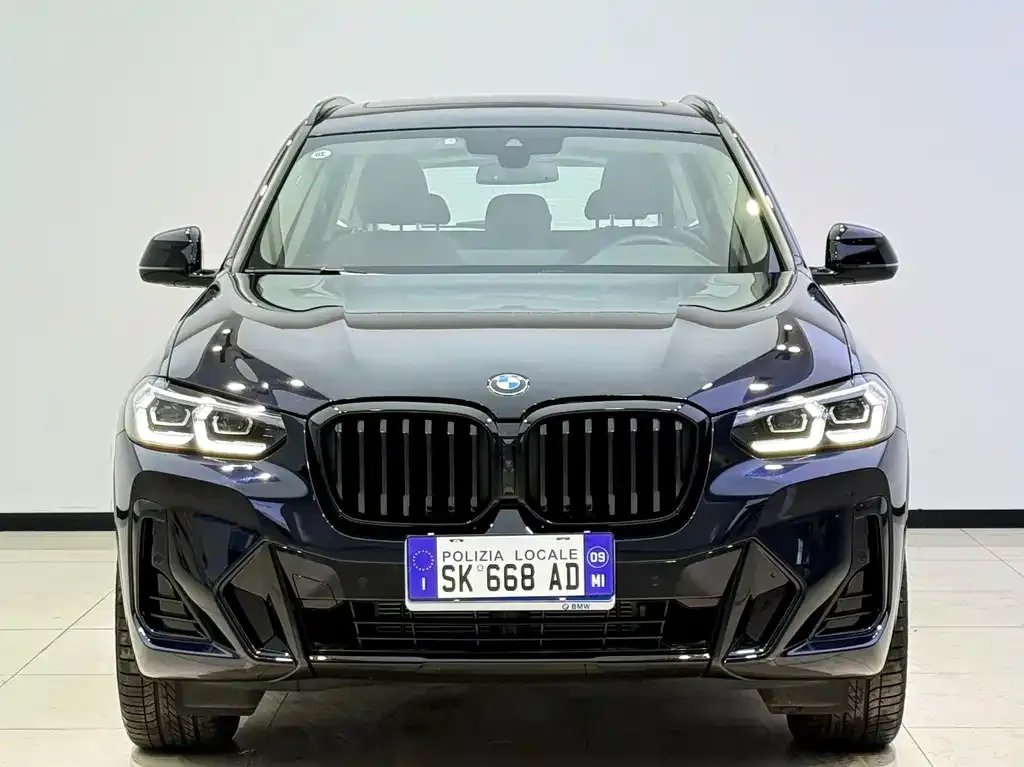 BMW X3 — фото 10