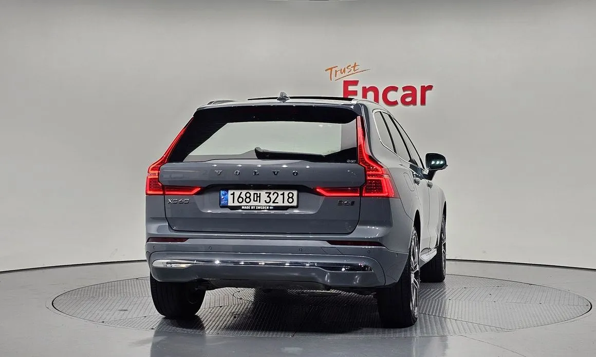 Volvo XC60 2022 из KR, фото 4