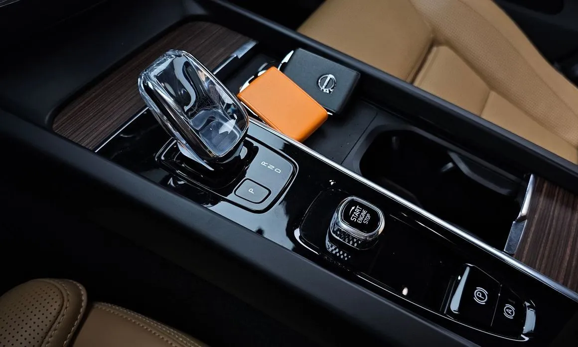 Volvo XC60 2022 из KR, фото 7