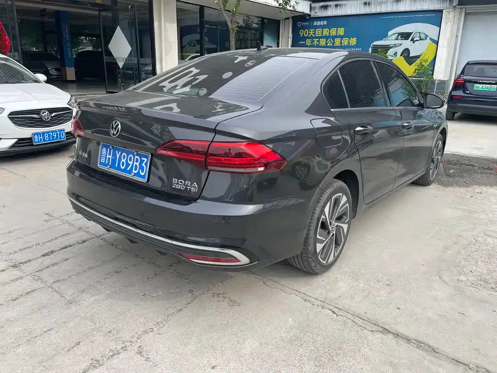 Volkswagen Bora 2022 из CN, фото 6