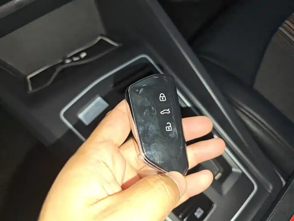 Volkswagen Golf 2021 из CN, фото 5