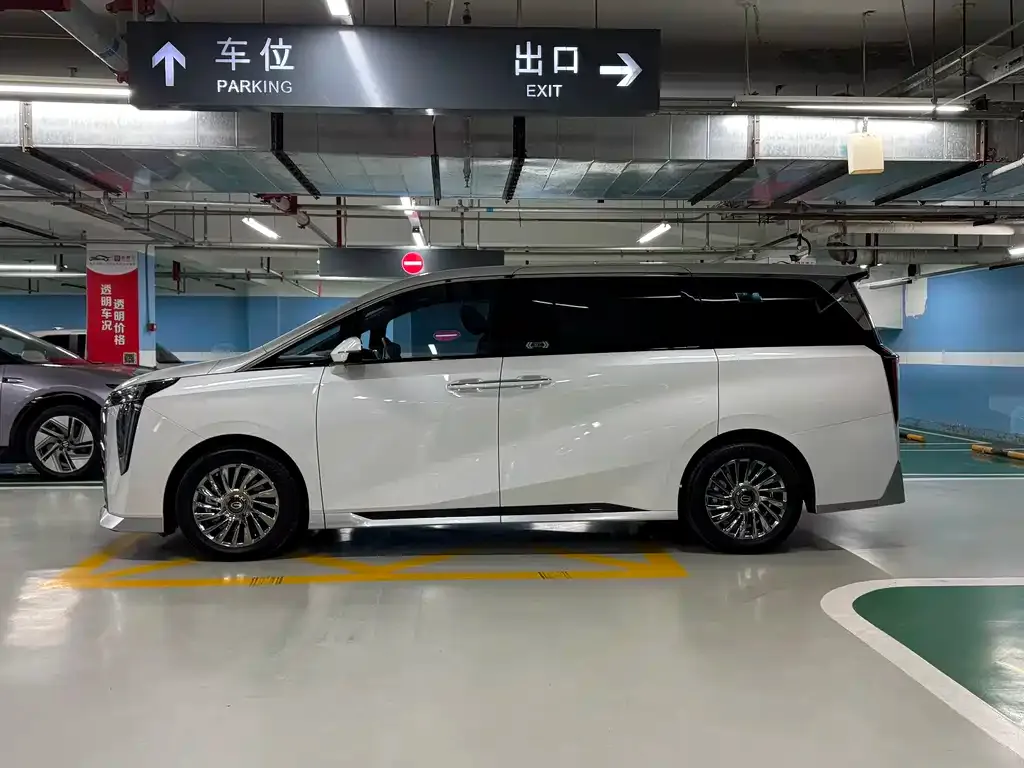 GAC Motor Trumpchi M8 — фото 8