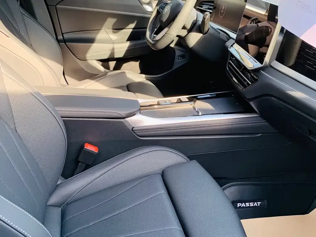 Volkswagen Passat — фото 9