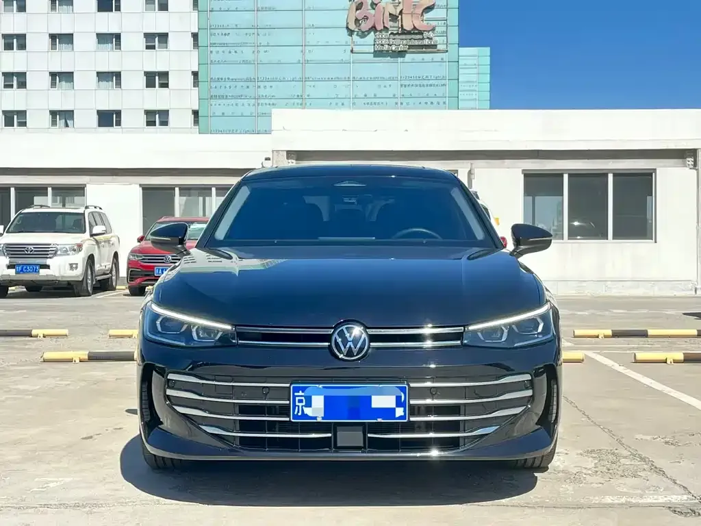 Volkswagen Passat — фото 2