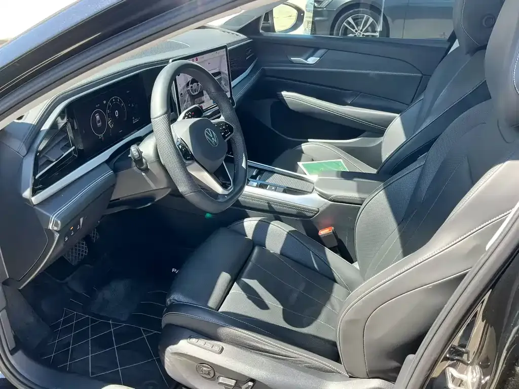 Volkswagen Passat — фото 10