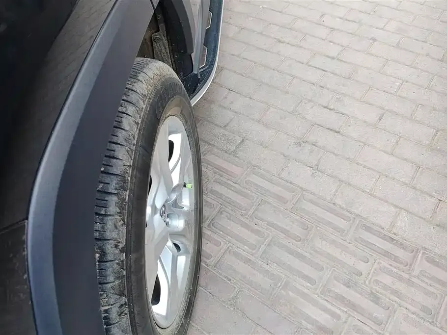 Toyota RAV4 2025 из CN, фото 5