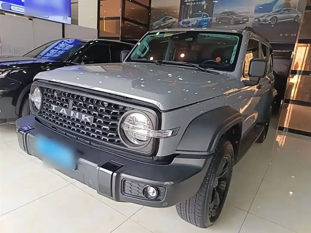 Tank 300 — фото 1