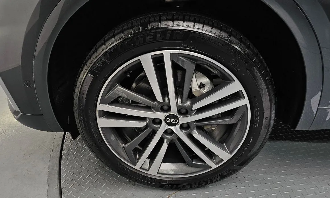 Audi Q5 2023 из KR, фото 8