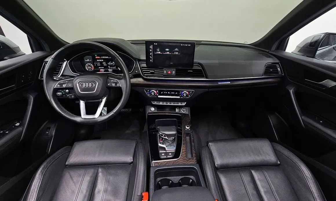 Audi Q5 2023 из KR, фото 5
