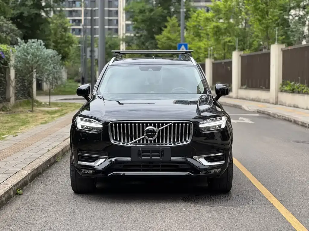 Volvo XC90 — фото 6