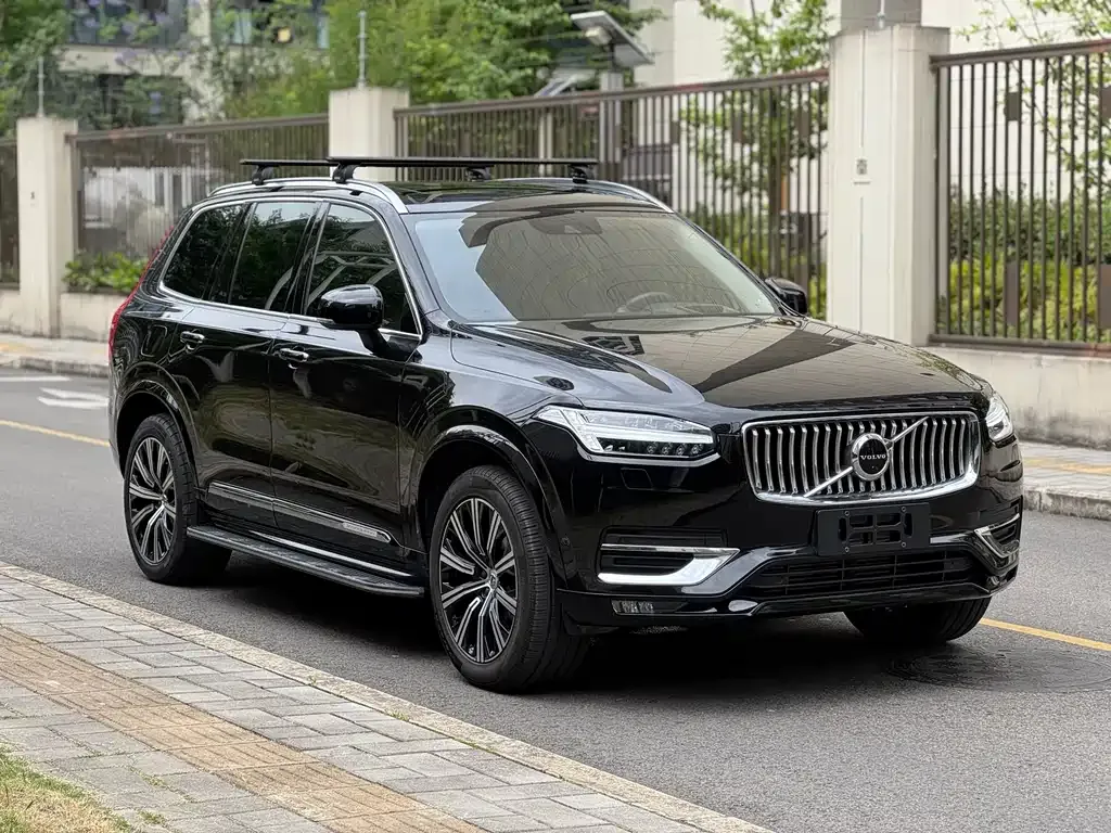 Volvo XC90 — фото 7