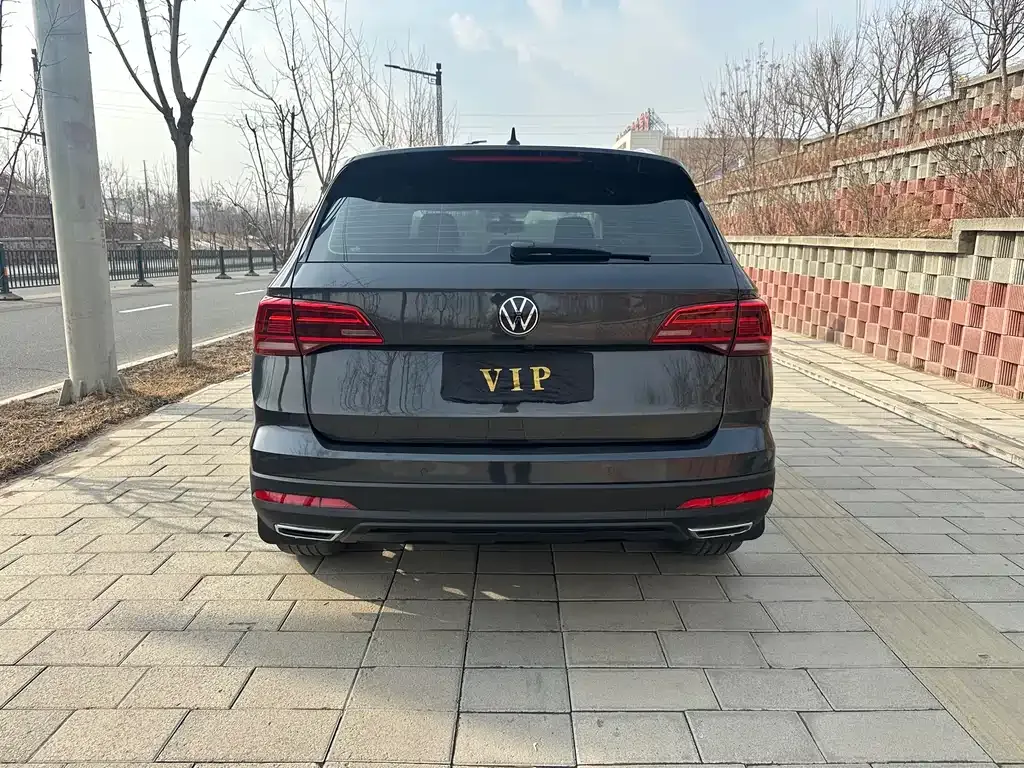 Volkswagen Tharu — фото 8