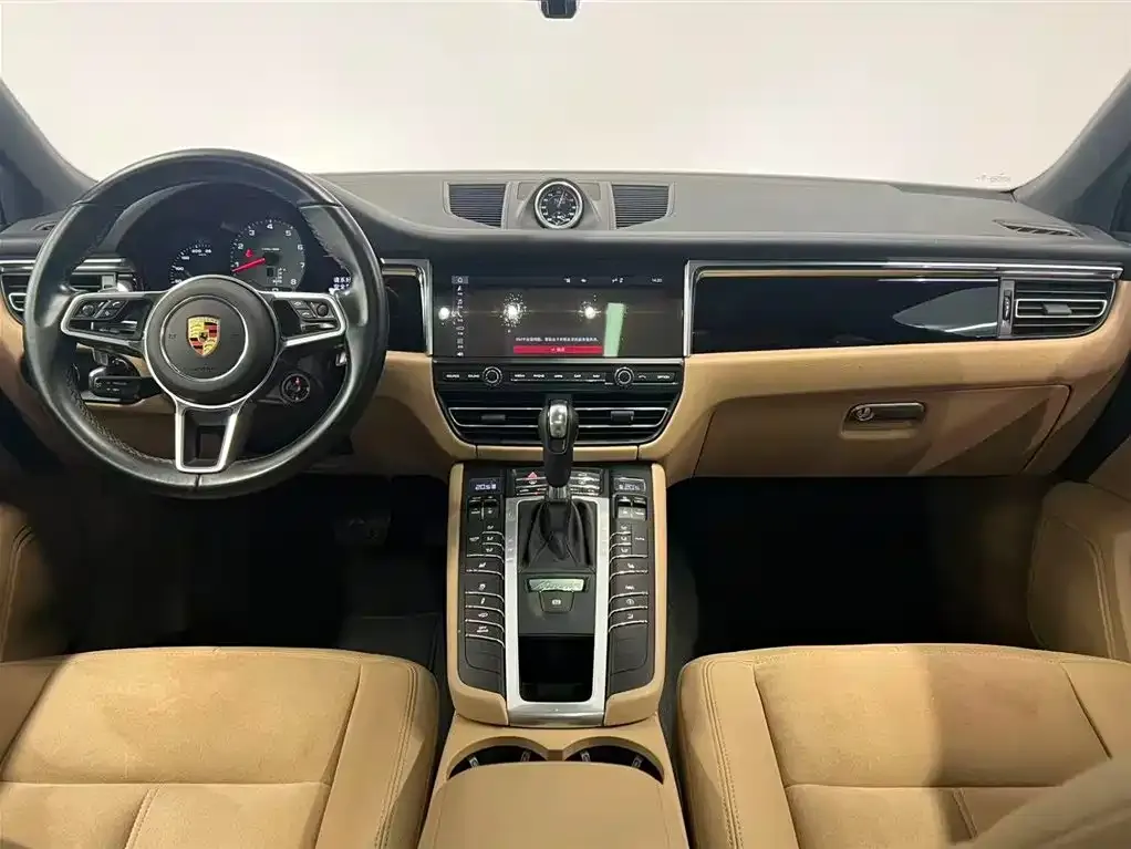 Porsche Macan — фото 9