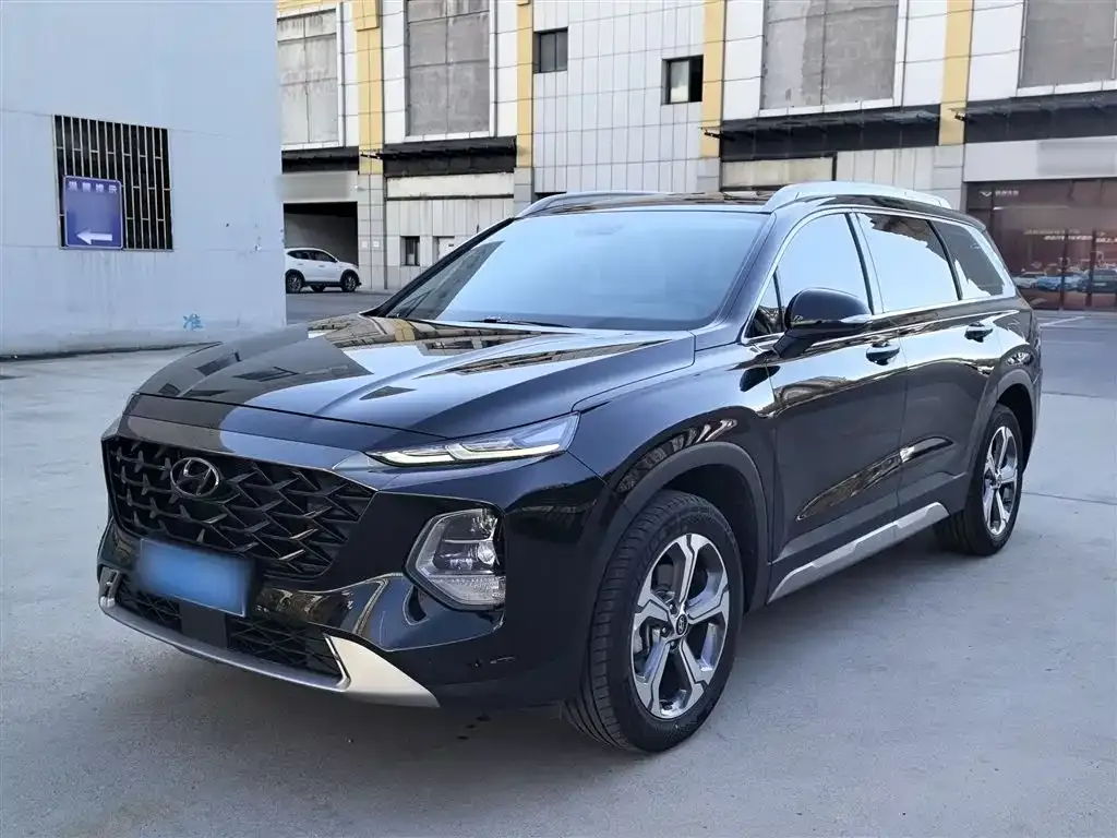 Hyundai Santa Fe 2023 из CN, фото 4
