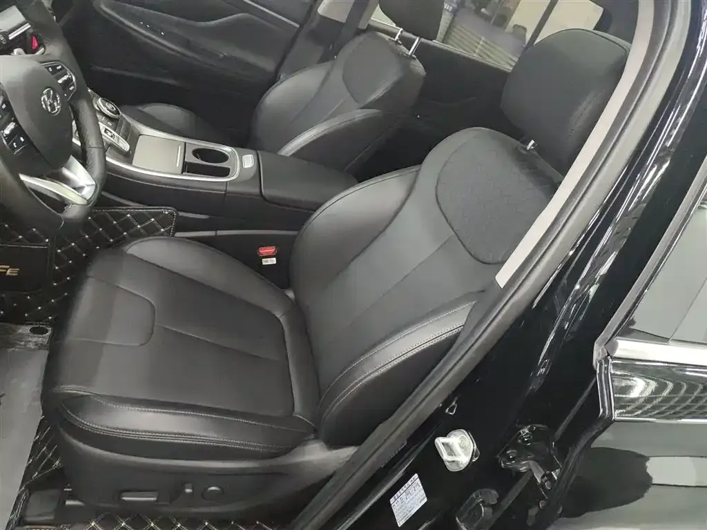 Hyundai Santa Fe 2023 из CN, фото 10
