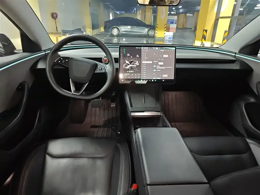 Tesla Model 3 — фото 6