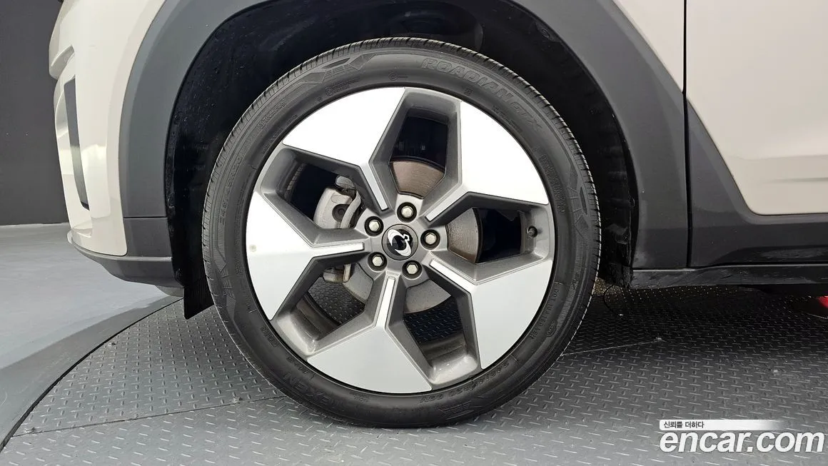 KG Mobility (Ssangyong) Torres 2024 из KR, фото 5