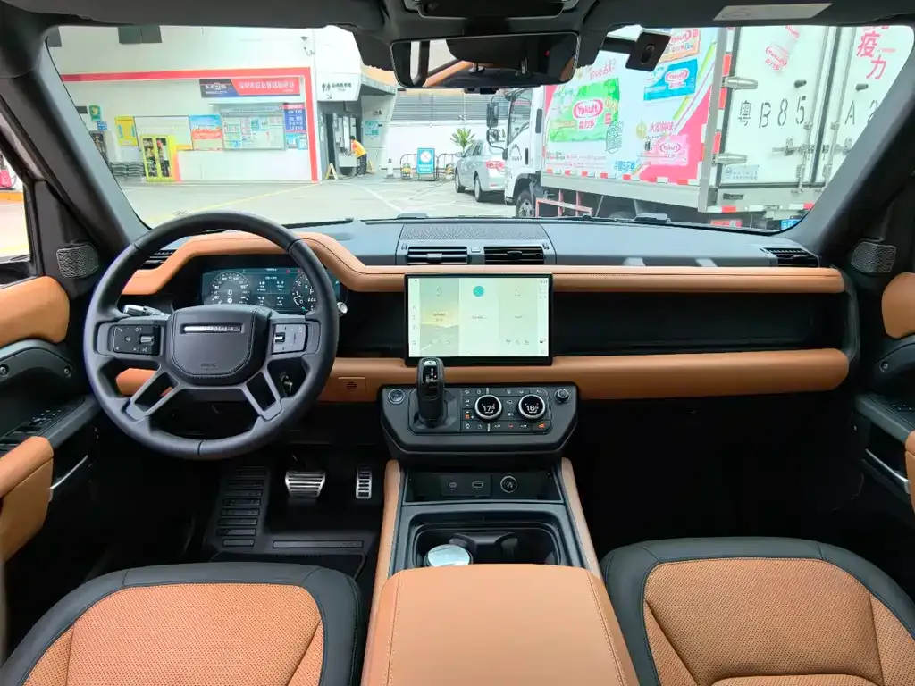 Land Rover Defender — фото 7