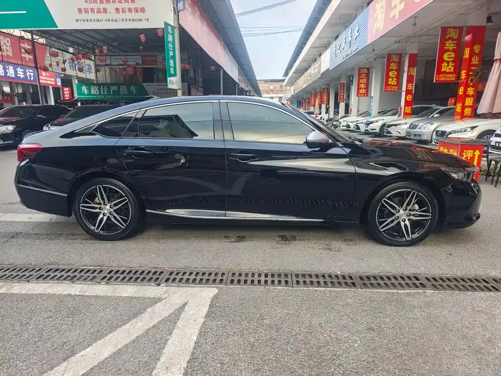 Honda Inspire — фото 10
