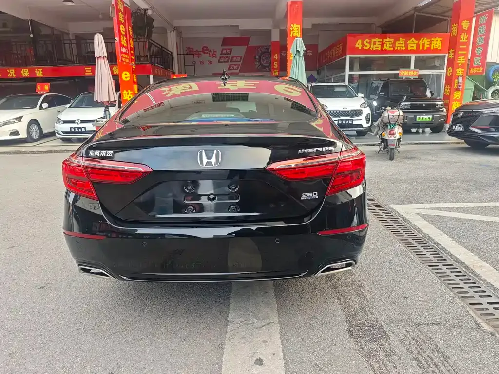 Honda Inspire — фото 6