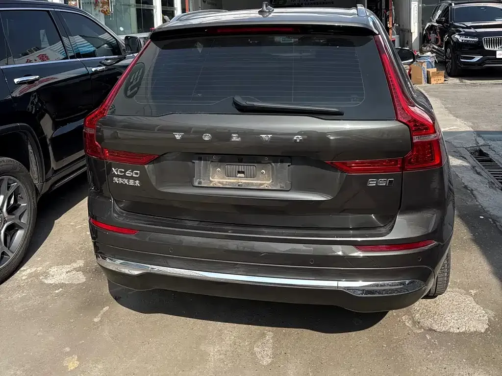 Volvo XC60 2022 из CN, фото 6