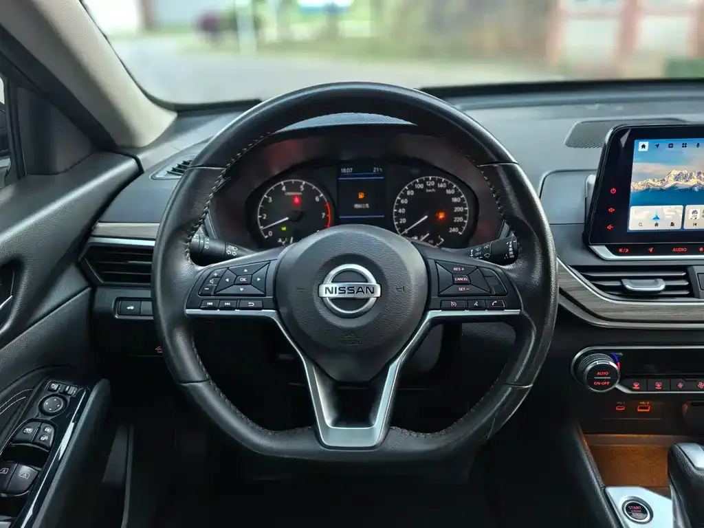 Nissan Teana 2021 из CN, фото 4