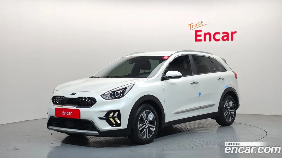 Kia Niro — фото 1