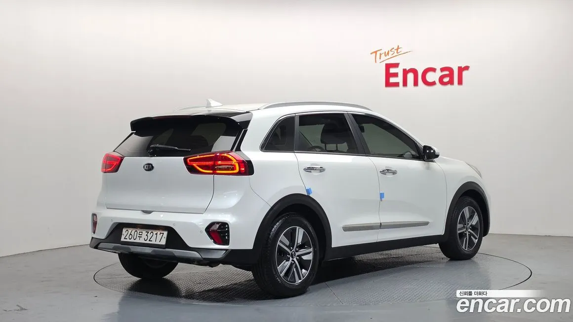Kia Niro — фото 2