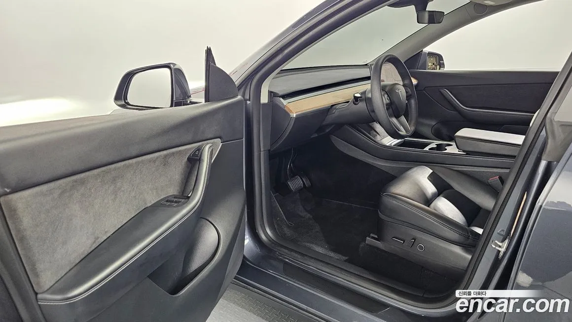 Tesla Model Y 2022 из KR, фото 6