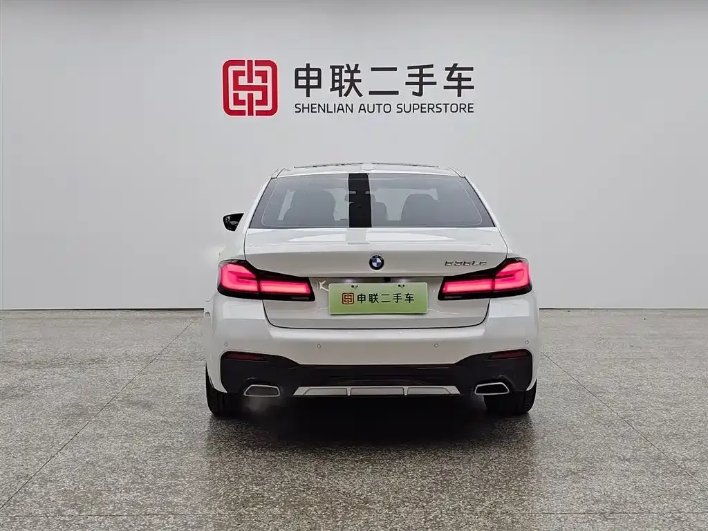 BMW 5 Series New Energy — фото 9