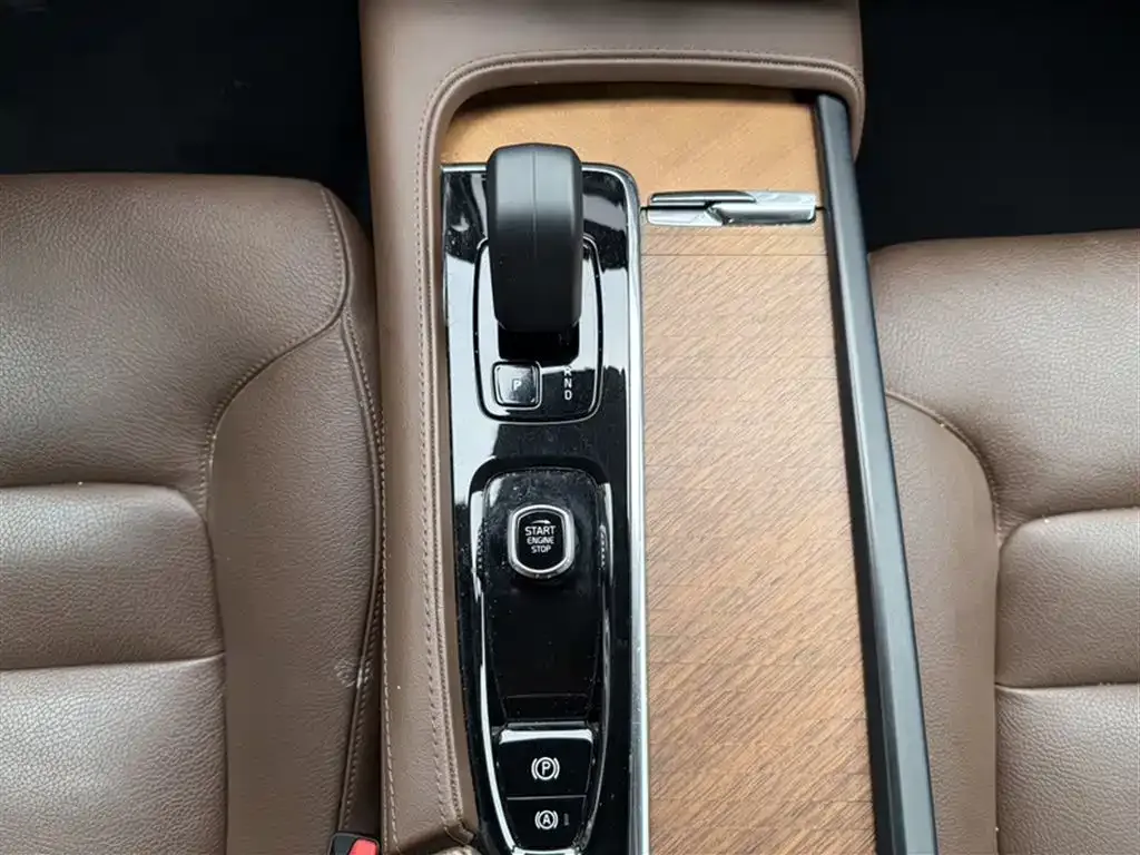 Volvo S90 — фото 7